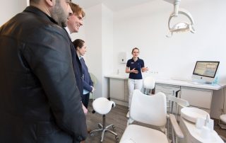Praxisbesichtigung Digital Workflow PAN Klinik Zahnarzt Köln